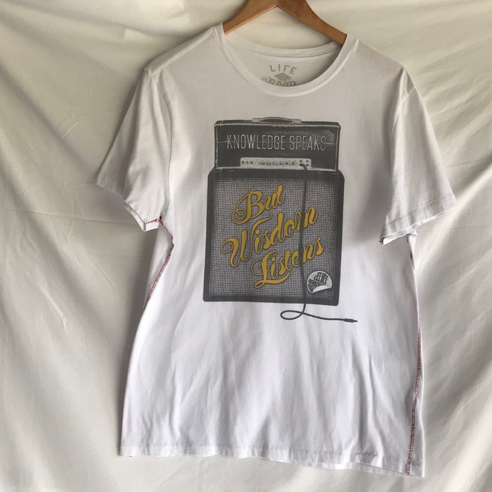 Life is good T-shirt with saying & graphics Sz M - Picture 2 of 8